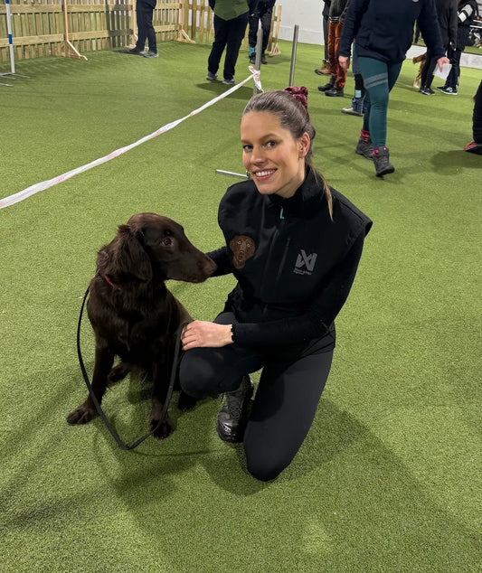 Hundeførervest med broderi av egen hund fra non stop