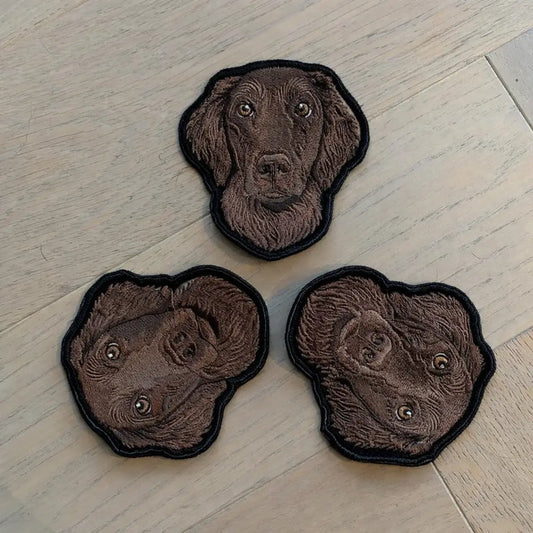 Din egen hund som symerker broderi