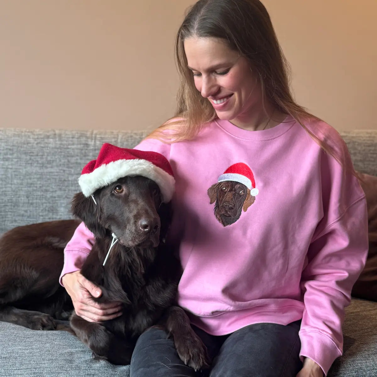 Julegenser med broderi av egen hund